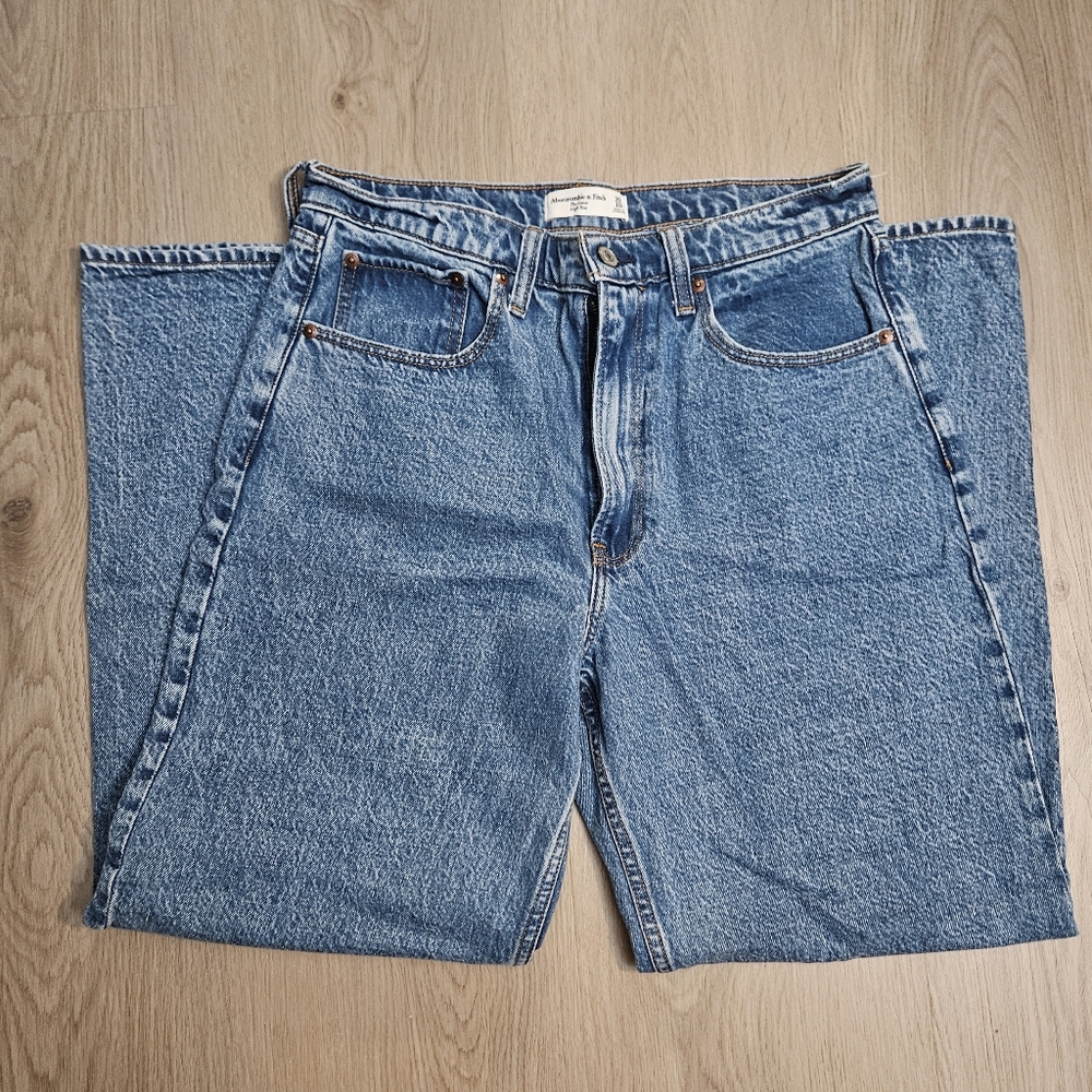 Abercrombie & Fitch Classic Wide Leg Blue Jeans